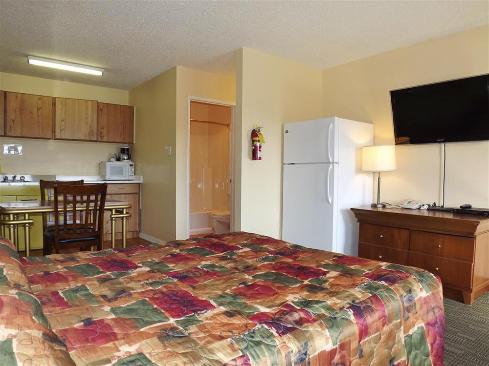 Canadas Best Value Inn Whitecourt Phòng bức ảnh