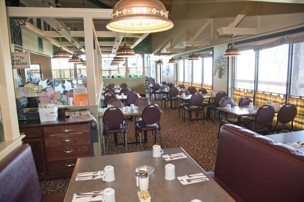 Canadas Best Value Inn Whitecourt Ngoại thất bức ảnh