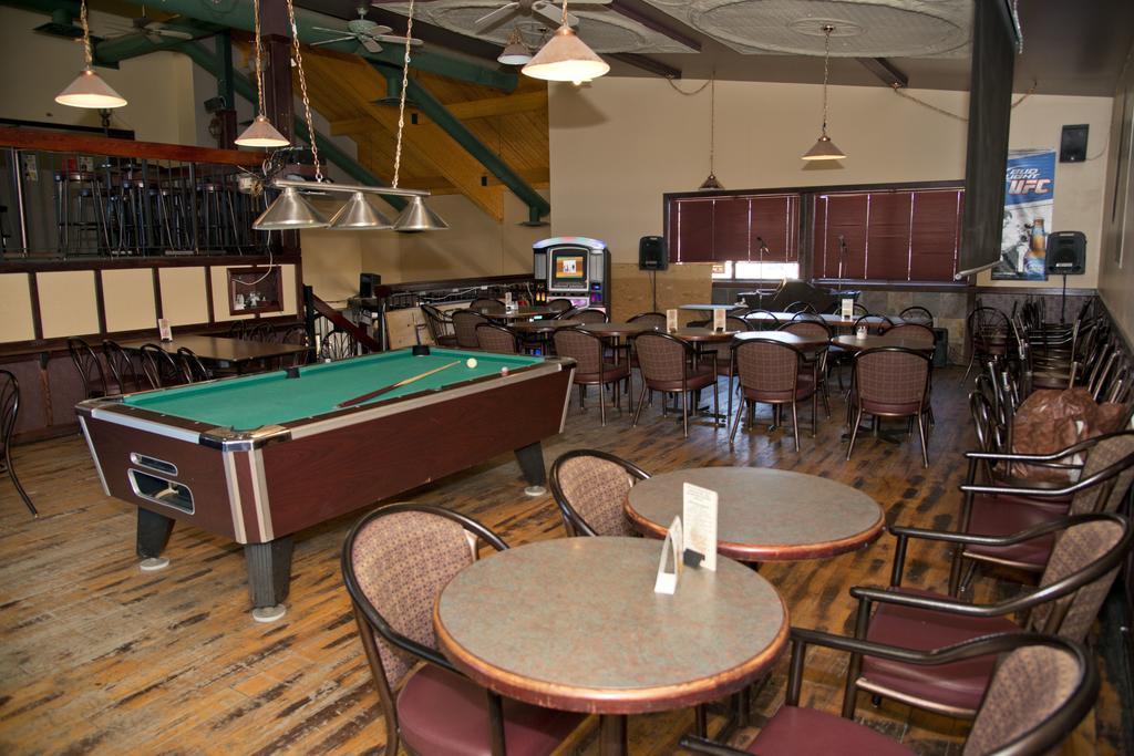 Canadas Best Value Inn Whitecourt Ngoại thất bức ảnh