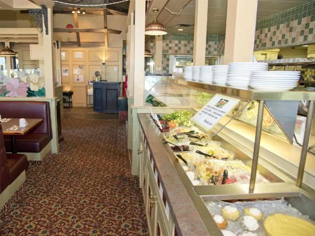 Canadas Best Value Inn Whitecourt Ngoại thất bức ảnh