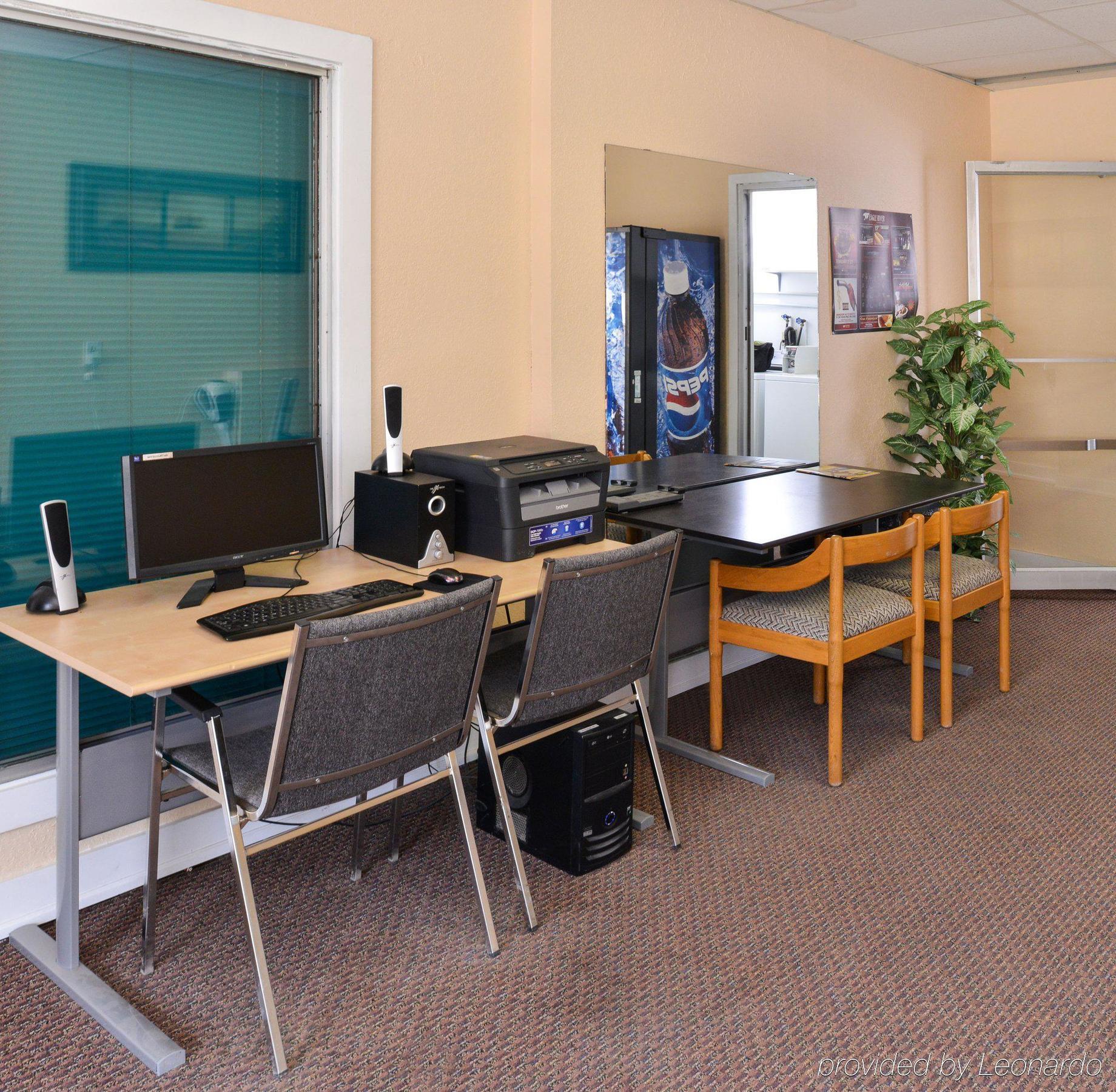 Canadas Best Value Inn Whitecourt Ngoại thất bức ảnh